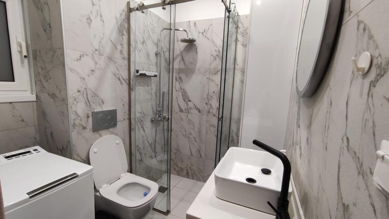 Two Bedroom Apartment In Athènes Extérieur photo